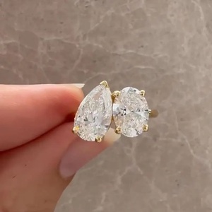 Anillo Toi et Moi con Diamante Cultivado en Laboratorio de 3CT, Oro de 14K, Estilo Pera Ovalada, Joyería Fina de Lujo, Anillo de Compromiso Elegante para Mujer - Product Image 6