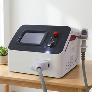 Máquina Portátil de Depilación Láser de Diodo de Triple Longitud de Onda, Enfriamiento por Hielo, Rejuvenecimiento de la Piel, Depilación Permanente - Product Image 1