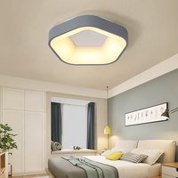 Plafonnier LED rond carré moderne nordique en acrylique à trois couleurs avec télécommande pour chambre à coucher salon gris