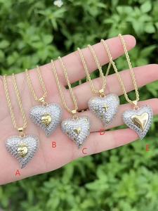 Collier pendentif cœur en laiton plaqué or 18 carats, micro-incrusté de zircon, chaîne bicolore, bijoux pour femmes - Product Image 1