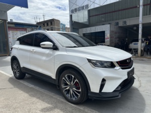 Voiture d'occasion <span class=keywords><strong>2020</strong></span> pour Geely Binyue PRO Turbo Essence Transmission Automatique Cinq Places <span class=keywords><strong>SUV</strong></span> Conduite à Gauche Cuir Panoramique R18 - Product Image 3
