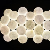 Suspension personnalisée en albâtre en forme de bulle, luminaire créatif en marbre, globe décoratif, pour salon, en laiton, LED, hauteur réglable