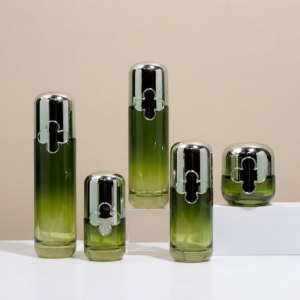 Set <span class=keywords><strong>de</strong></span> Belleza <span class=keywords><strong>de</strong></span> Lujo con Trébol <span class=keywords><strong>de</strong></span> Cuatro Hojas: Esencia, Crema para Ojos, Loción y Agua en Frascos <span class=keywords><strong>de</strong></span> Vidrio Premium, Tamaños 50g/30ml/50ml/100ml/120ml - Product Image 4