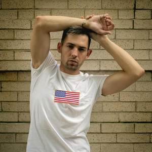 Patch brodé DigiEMB drapeau américain 5x2,6 pouces, thermocollant pour vestes, chapeaux, en feutre avec bordure jaune, lot de 11 pièces - Product Image 1