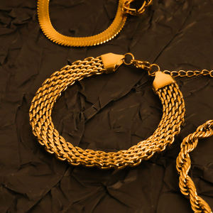 Gelang Rantai Cuban Berkualitas Tinggi Tahan Air Lapis Emas 18K PVD Baja Tahan Karat Perhiasan Wanita Hadiah - Product Image 6