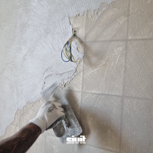 Résine murale bicomposante, époxy poli haute brillance, revêtement mural lisse et sans joint pour murs carrelés - Product Image 1