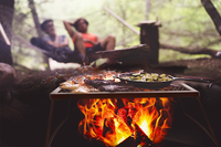 Barbecue pliant robuste pour grillades en extérieur sur feu ouvert / Gril de camping portable robuste pour cuisson au feu