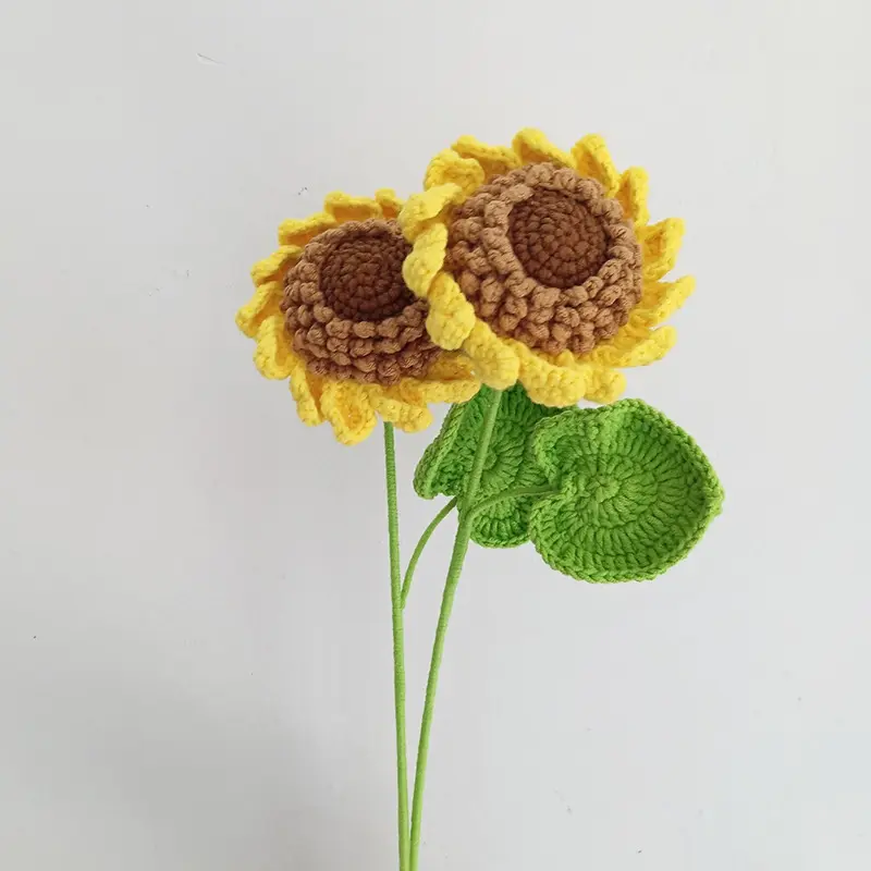 Wholesale Handmade Wool Smelling Face Finished Products Crochet Sunflowers Crochet Flowers