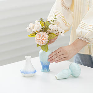 แจกันเซรามิกคุณภาพสูงหรูหราทันสมัยเป็น<span class=keywords><strong>ม</strong></span>ิตรกับสิ่งแวดล้อ<span class=keywords><strong>ม</strong></span>ดีไซน์เคลือบคริสตัลแจกันตั้งโต๊ะขนาด20ซม. x 20ซม. ห้องนอนห้องนั่งเล่น - Product Image 4