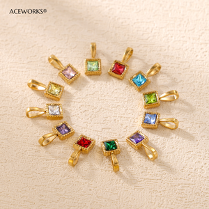 Amuleto Cuadrado con Piedra de Nacimiento para Niños |   Colgante de Zirconia en Acero Inoxidable Chapado en Oro PVD de 18K |   Joyería Moderna Resistente al Agua y al Deslustre - Product Image 2