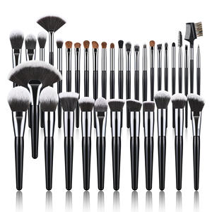 Juego de Brochas de Maquillaje Profesional de 42 Piezas, Set de Brochas Cosméticas de Lujo - Product Image 5