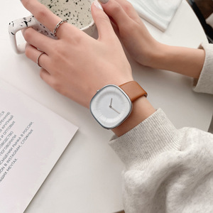 Reloj sencillo de disco blanco para mujer, relojes literarios versátiles a la moda, novedad de 2022 - Product Image 2