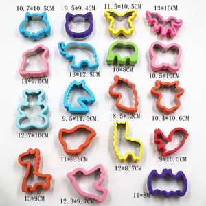 <span class=keywords><strong>Emporte</strong></span>-pièce en métal avec motifs d'animaux de dessin animé pour enfants, moule à pain sandwich, tampon à biscuits, outils de cuisson - Product Image 2