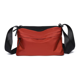 Sac à bandoulière portable le plus populaire en usine avec logo personnalisé pour hommes Sac à bandoulière décontracté à usage quotidien - Product Image 3