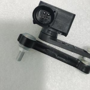 Capteur de hauteur de véhicule 7L6616571 pour système de suspension Audi, pièce de rechange - Product Image 2