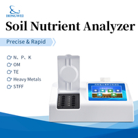 Analyseur de nutriments du sol à 12 canaux pour NPK, pH, EC et analyse de la matière organique avec recette d'engrais et téléchargement par code QR