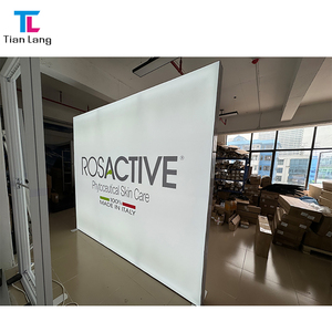 Stand de exhibición modular retroiluminado de aluminio SEG para ferias y exposiciones de 20x30 pies. - Product Image 4