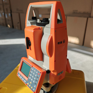 เครื่องมือสำรวจแบบ Total Station รุ่น Qiantu Q2 สำหรับงานสำรวจทางวิศวกรรมและการทำแผนที่ ระยะวัดไกล 1000 เมตร แบบไม่ใช้ปริซึม - Product Image 3