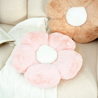Coussin de siège en peluche rose minimaliste personnalisable avec rembourrage en coton PP, doux et confortable pour les siestes au bureau et les longues périodes d'assise