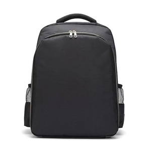 Mochila de Peluquería de Cuero Ecológica y Moderna, Bolsa de Herramientas de Peluquería con Secador de Pelo y Cortadora Eléctrica, Bolsa Funcional para Peluquero - Product Image 1