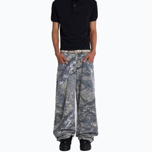 กางเกงยีนส์ทรงหลวมลายพรางทหารสำหรับผู้ชาย รุ่นคัสตอม ยูทิลิตี้ โคลอสซัส พิมพ์ลายต้นไม้จริง เหมาะสำหรับการล่าสัตว์ ตั้งแคมป์ และกิจกรรมกลางแจ้งอื่นๆ ทำจากผ้าฝ้ายเดนิม - Product Image 3
