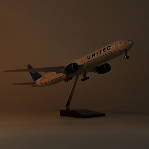 Modèle d'avion simulé Boeing B777 United Airlines à l'échelle 1/157, 47 cm, avion <span class=keywords><strong>de</strong></span> ligne d'aviation civile United avec lumières et train d'atterrissage - Product Image 5