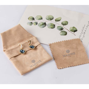 Ensemble de pochettes et sacs à bijoux en microfibre avec logo personnalisé, chiffon de nettoyage et de polissage avec nœud en ruban - Product Image 4