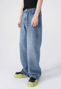 Dropshipping High Quality Cotton Acid Wash <b>Jeans</b> Custom Wide Leg Manufacturer Vintage Sunfaded Heavyweight Denim Jeanes for <b>Men</b> - Product Image 4
