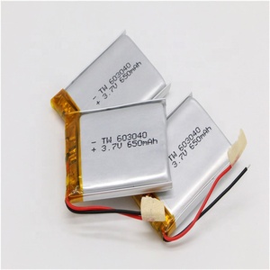 603040 650mah <span class=keywords><strong>3</strong></span>,7 v rc gebogene lithium-polymer ionen batterie zellen pack mit ntc elektrische roller ladegerät modul - Product Image 2