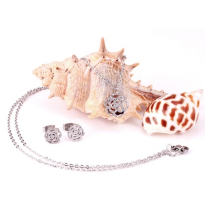 Parures de bijoux de luxe pour femmes, colliers et boucles d'oreilles en acier inoxydable avec pendentif fleur rose, parures de bijoux tendance - Product Image 6