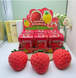 ของเล่นบีบสตรอว์เบอร์รีจัมโบ้เหมือนจริง ของเล่นบีบยักษ์นุ่มๆ ของเล่นเสริมพัฒนาการ ของขวัญแปลกใหม่สำหรับเด็ก - Product Image 2