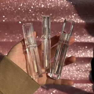 Jinlan 2024 Brillo de labios Embalaje Personalizado Brillo de labios Contenedor Oem 4,5 ml Tubos de brillo de labios vacíos Logotipo personalizado con aplicador de esponja - Product Image 5