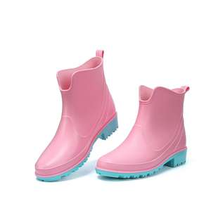 <span class=keywords><strong>Botas</strong></span> <span class=keywords><strong>de</strong></span> Lluvia <span class=keywords><strong>de</strong></span> PVC <span class=keywords><strong>para</strong></span> <span class=keywords><strong>Mujer</strong></span>, Impermeables, Ligeras, <span class=keywords><strong>para</strong></span> Exteriores, Antideslizantes, Venta al por Mayor Directa <span class=keywords><strong>de</strong></span> Fábrica - Product Image 4