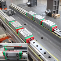 Centre d'usinage CNC de précision VMC850 à succès, petite machine de fraisage haute précision personnalisée à 3 à 5 axes