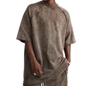 เสื้อยืดคอตตอนผู้ชายโลโก้แบบกำหนดเองใหม่ คุณภาพสูง ทรงโอเวอร์ไซส์ ล้างสีแบบแอซิด สไตล์วินเทจ - Product Image 1