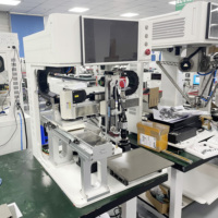 Robot de préhension et de placement motorisé contrôlé par PLC et guidé par la vision, solution de haute précision pour composants électroniques ultra-micro