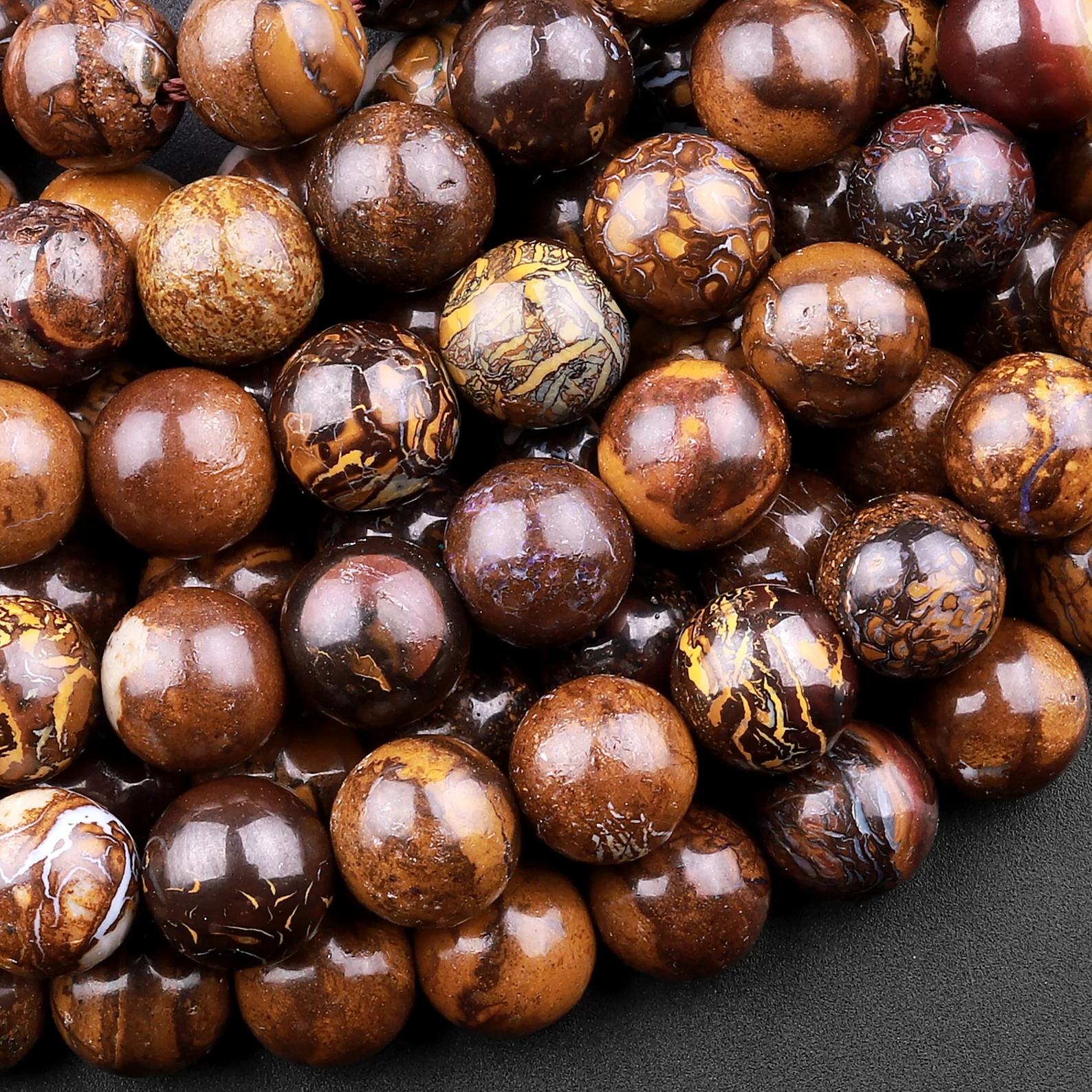 สีน้ำตาล