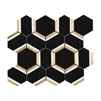 Pierre de marbre noir et blanc avec laiton métal fini plume motif Jet d'eau dosseret cuisine mur sol carreaux de mosaïque