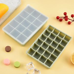 Moule à glaçons DIY en silicone, résistant au congélateur, avec couvercle, pour la maison, plateau à glaçons carré, ensemble de fabrication et de stockage de glaçons - Product Image 1