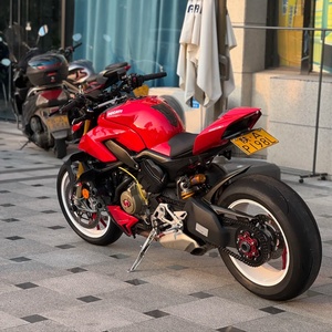 <span class=keywords><strong>Ducati</strong></span> Street Fighter V4S, Motocicleta de Gasolina de Lujo, Potente y Duradera, con Motor en <span class=keywords><strong>V</strong></span> de Cuatro Tiempos Refrigerado por Agua, Específica para Pista - Product Image 4