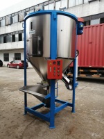 500KG mélangeur de couleur mélangeur de granulés mélangeur Vertical mélangeur de granulés en plastique avec chauffage