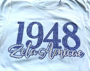 Custom <span class=keywords><strong>Fashion</strong></span> <span class=keywords><strong>Bling</strong></span> 1948 Zeta Amicae <span class=keywords><strong>Crystal</strong></span> Strass Transfers Voor T-Shirts Glanzend Ss6 Ss10 Ss16 <span class=keywords><strong>Crystal</strong></span> Zeta Amicae Motief - Product Image 1