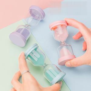 Nouvelle minuterie <span class=keywords><strong>sablier</strong></span> en verre soufflé pour dessus de table <span class=keywords><strong>Miniature</strong></span> décor à la maison Style d'amour taille personnalisable écologique - Product Image 3
