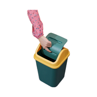 Vente en gros seau de rangement compact en plastique couvercle oscillant facile à nettoyer petite poubelle pour comptoirs de cuisine salle de bain déchets durables