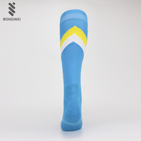 Chaussettes de football respirantes pour hommes en nylon de haute qualité, plusieurs couleurs
