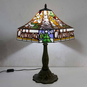 LongHuiJing European Floral Stained Glass Tiffany Desk <b>Lamp</b> with Antique Art Style Lotus Zinc Alloy <b>Base</b> AC Powered - Product Image 2
