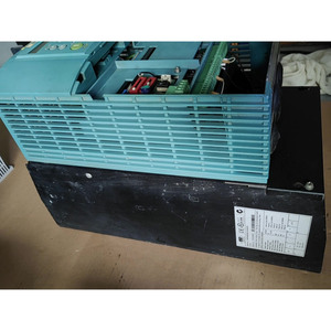 Contrôleur de vitesse 590P00405000011UKAN000 590P/0040/500/0011/UK/AN/0/0/0 pour EUROTHERM - Product Image 4