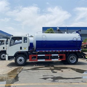 Sinotruk Howo 4X2 6-wheel 8CBM Vacuum Fecal <b>Suction</b> Tanker Truck Septic <b>Pump</b> Truck for Sale - Product Image 6