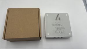 Adaptador de Corriente Universal Cuadrado de 100-240V con 4 Tomas de CA, Carga Rápida USB C de 20W, Uso Doméstico, Alta Eficiencia, Servicio OEM - Product Image 6