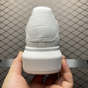 Sneakers de créateurs de haute qualité pour femmes, chaussures de marques célèbres, unisexe, MC, sneakers pour hommes, sneakers blanches personnalisées de luxe - Product Image 6